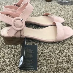 Forever 21 nude heels NWT